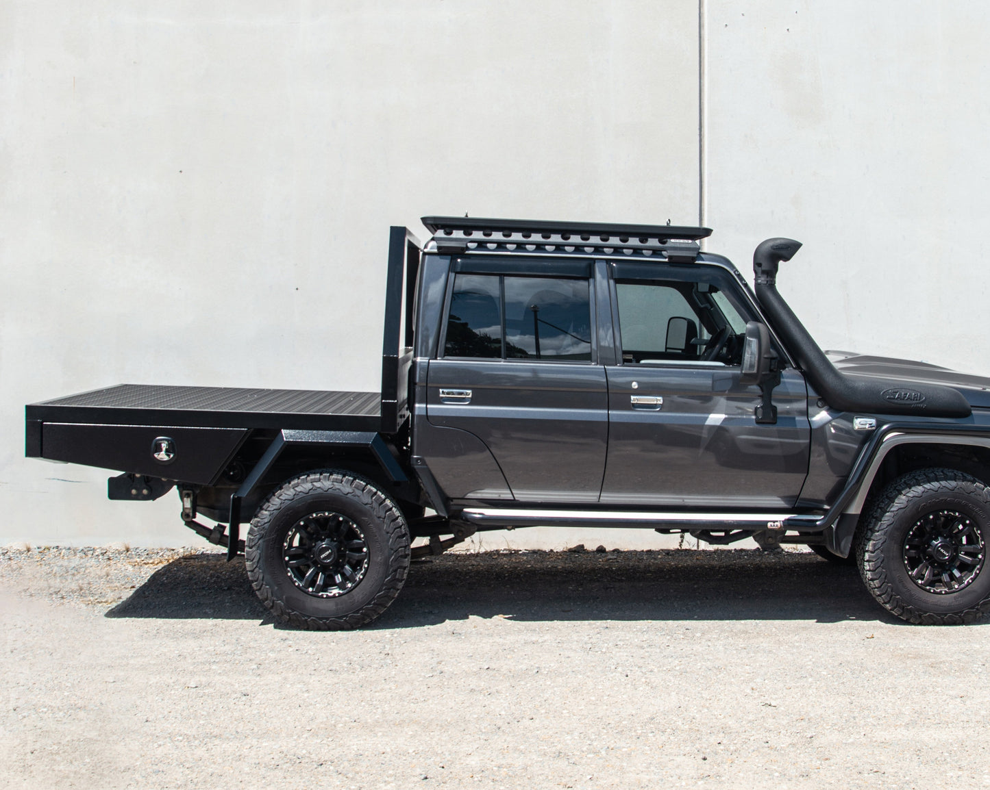 1600L Black Ute Tray Package | Landcruiser 79