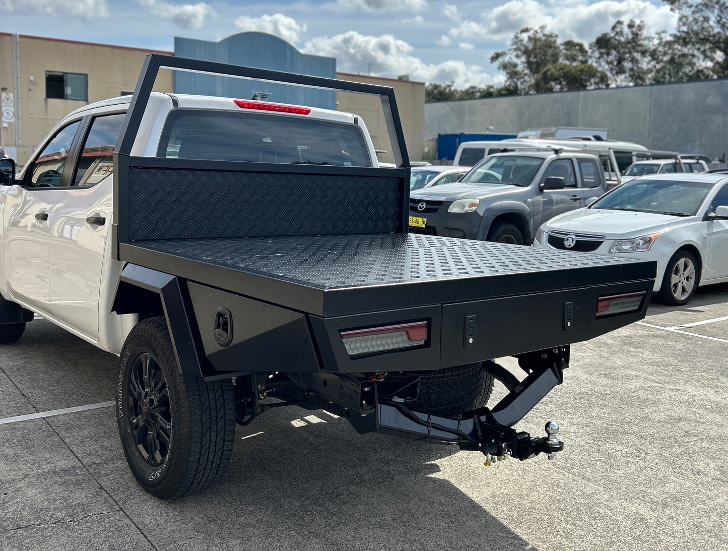 1800mm Black Ute Tray with headboard