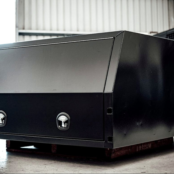 1400mm Aluminium Black Canopy 2 Door