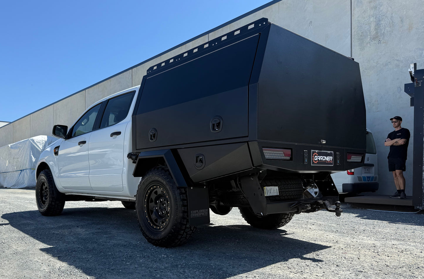 1680mm Service Body W/Trundle