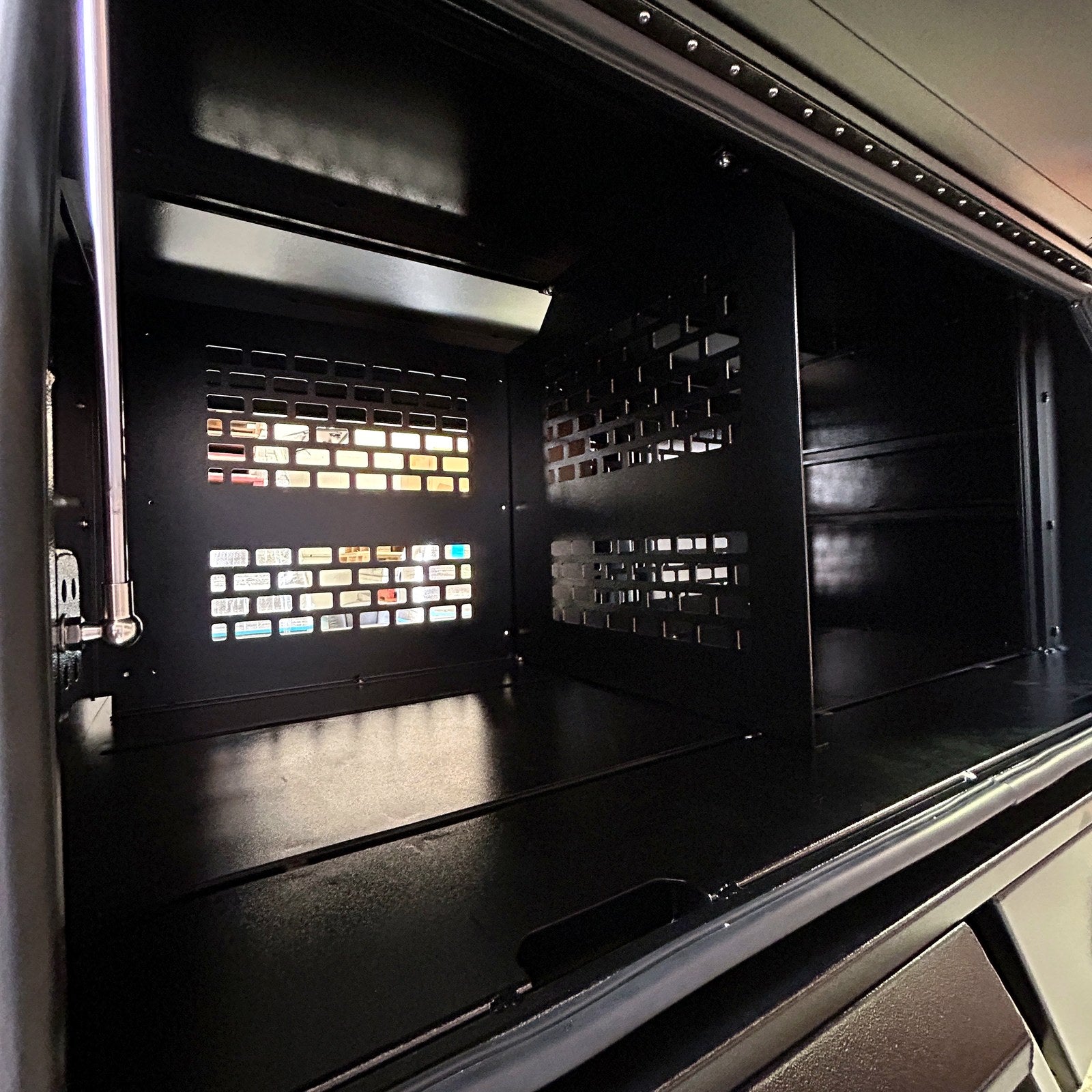 Internal divider set